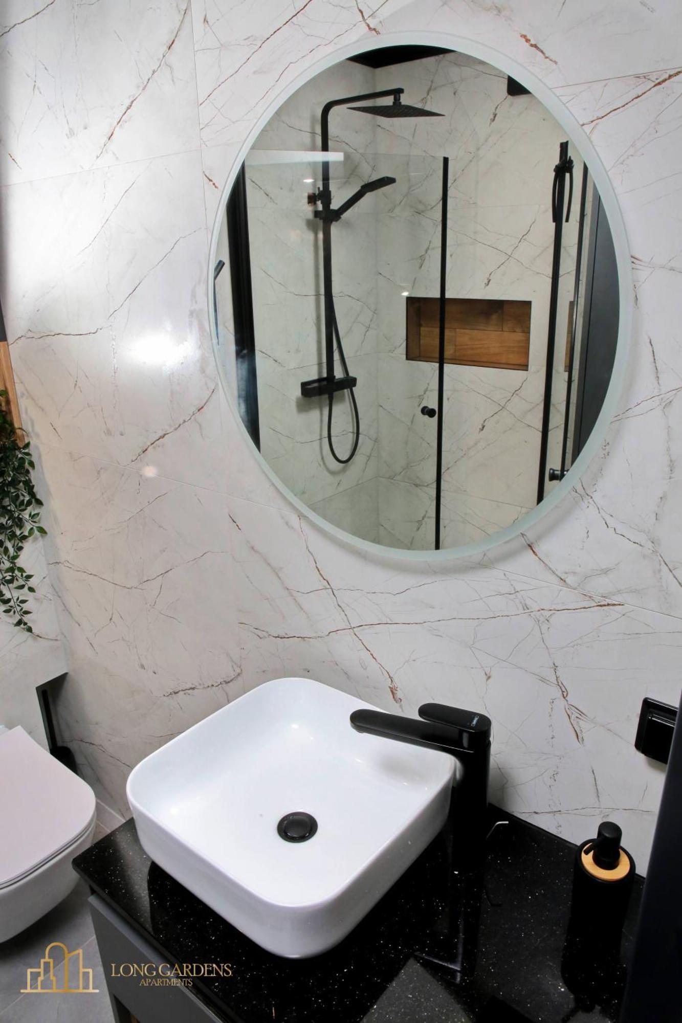 Long Gardens Premium Apartments Old Town 그단스크 외부 사진
